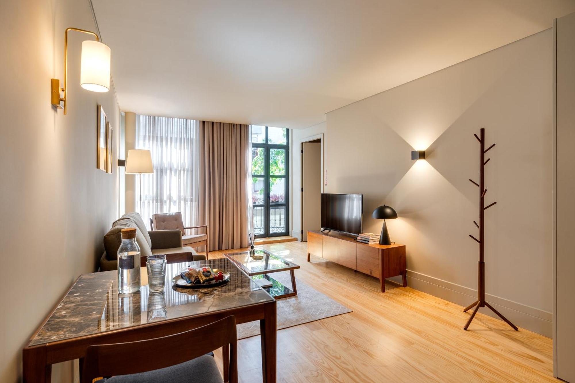 Avus M Suites And Apartments By Da'Home Porto Eksteriør billede