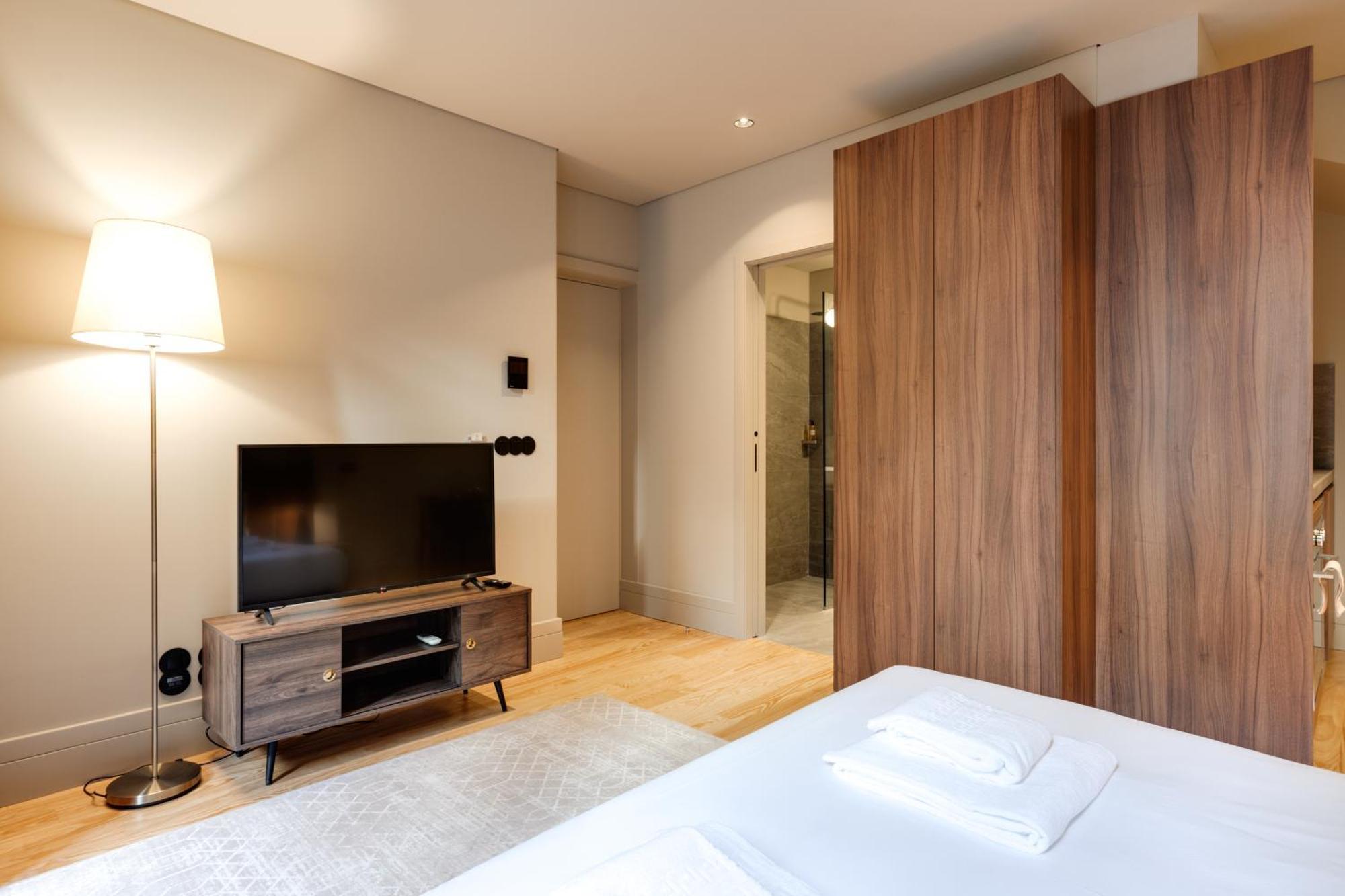 Avus M Suites And Apartments By Da'Home Porto Eksteriør billede