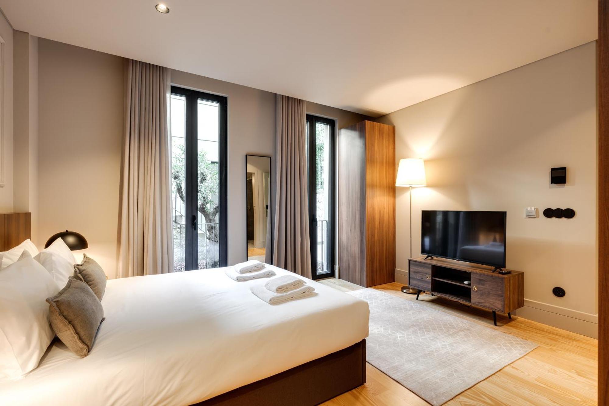 Avus M Suites And Apartments By Da'Home Porto Eksteriør billede