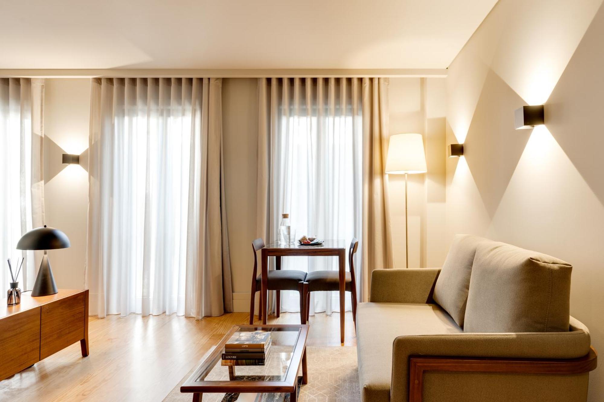 Avus M Suites And Apartments By Da'Home Porto Eksteriør billede