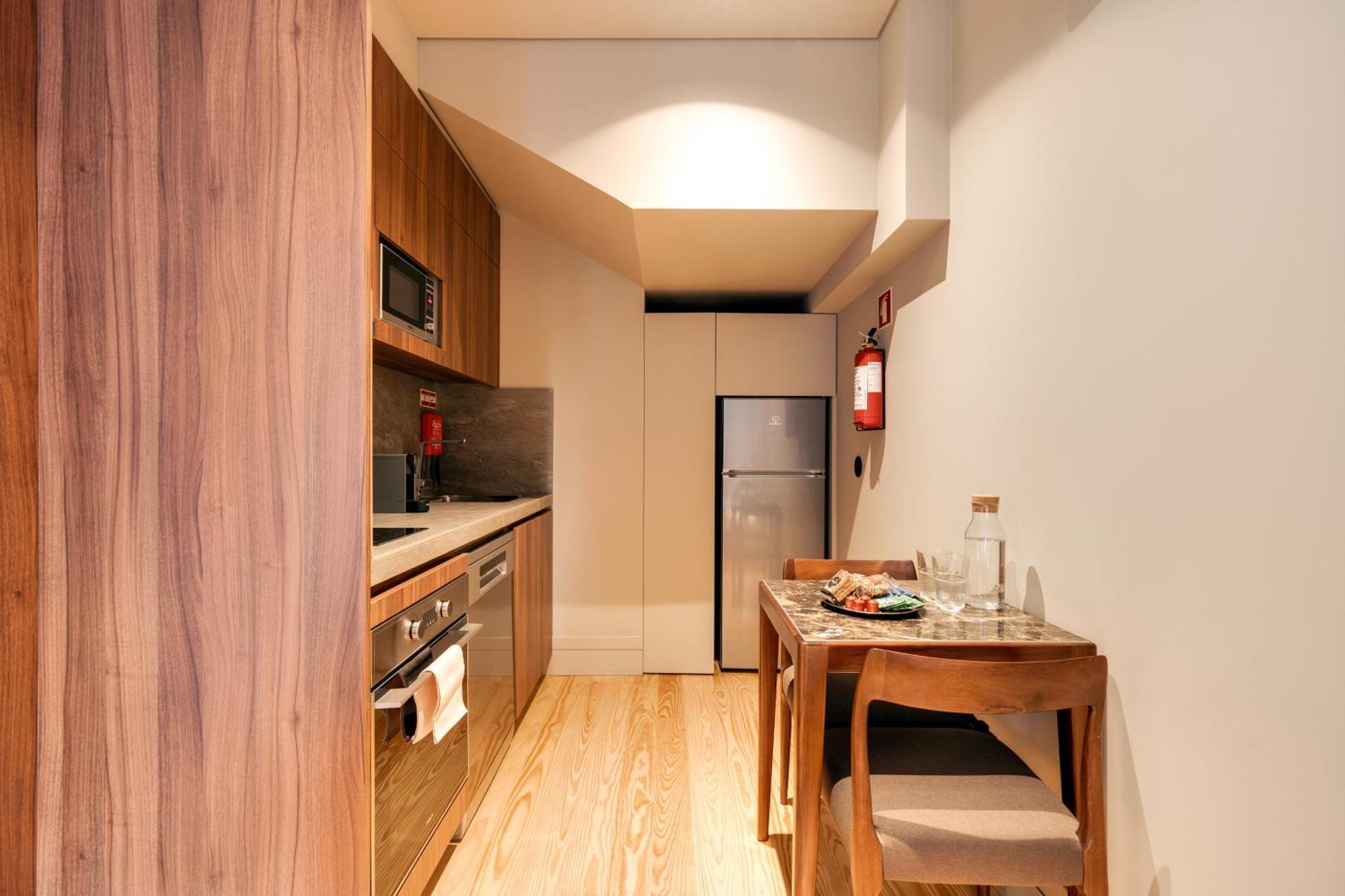 Avus M Suites And Apartments By Da'Home Porto Eksteriør billede